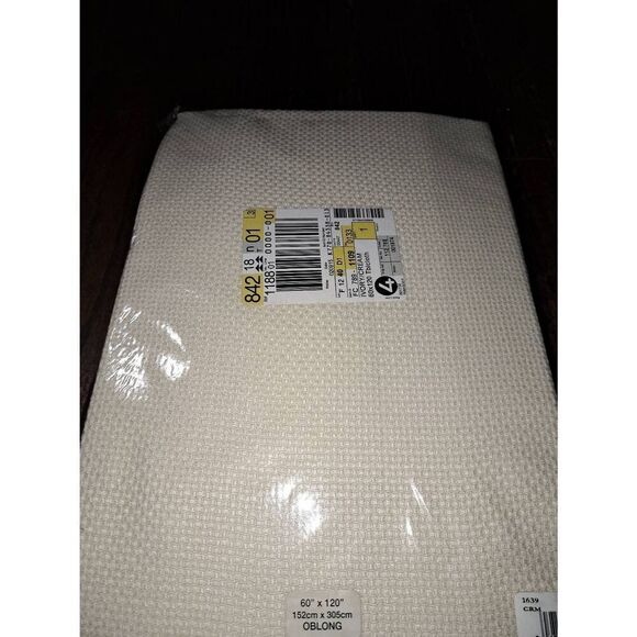 New Bardwil Linens 60x120 Oblong Cream Ivory Table Cloth Party Holiday Christmas - Picture 1 of 2